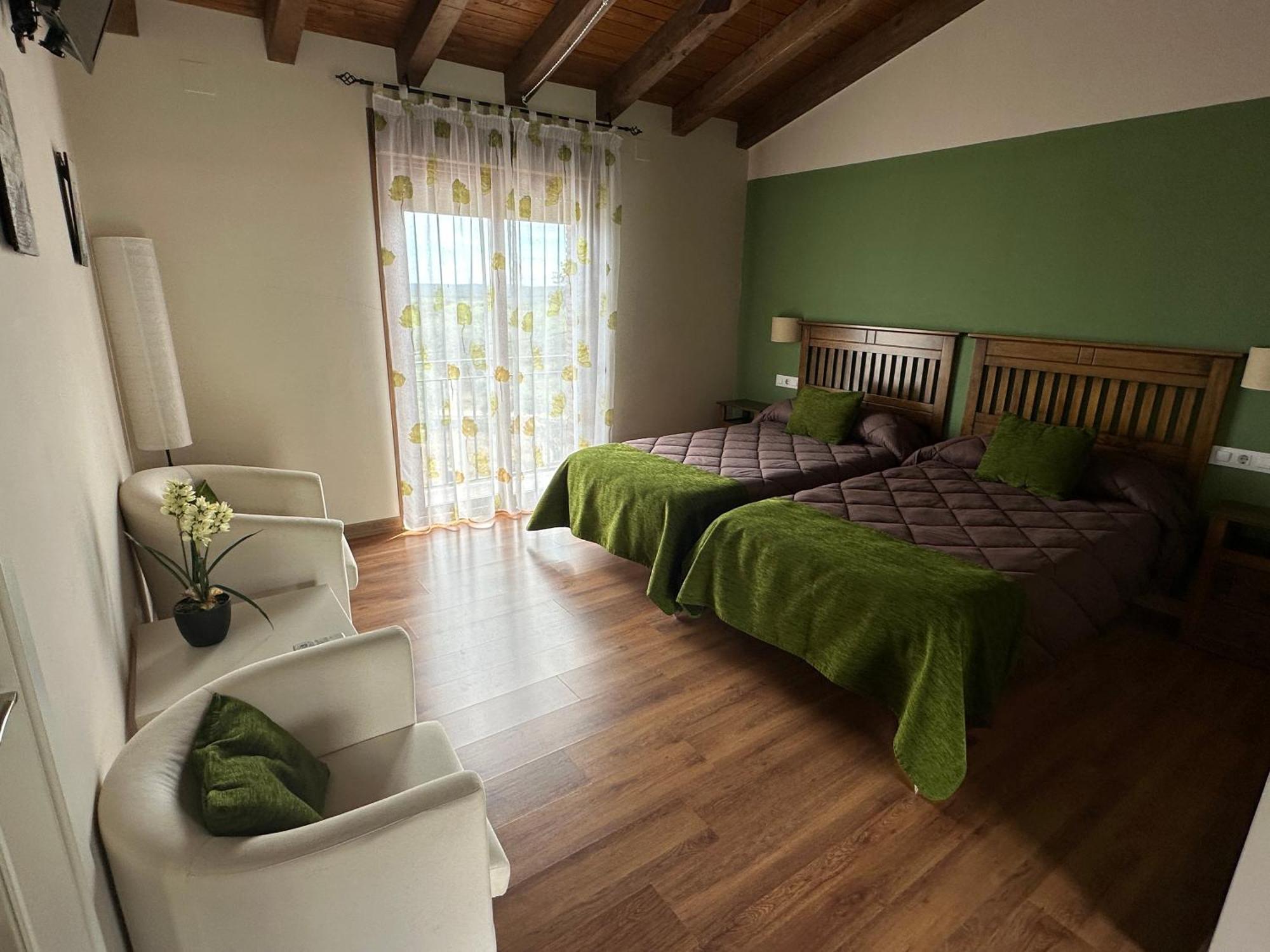 Hotel Rural La Covacha โลซาร์ เดลา เบรา ภายนอก รูปภาพ